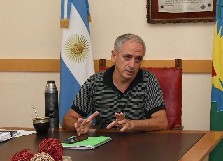 Javier Gastón: “Los intendentes tenemos la posibilidad de ver en rostros concretos las complicaciones que trae el ajuste”