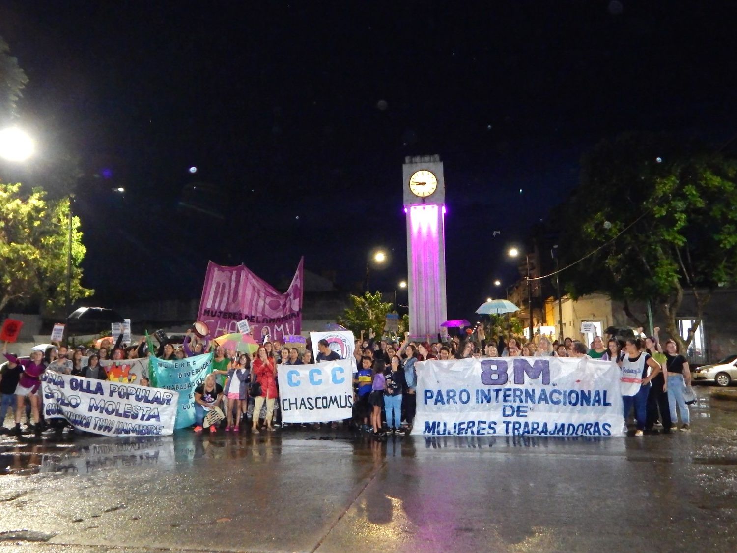 Paro internacional de mujeres: En Chascomús se suspendieron las actividades pero hubo multitudinaria marcha