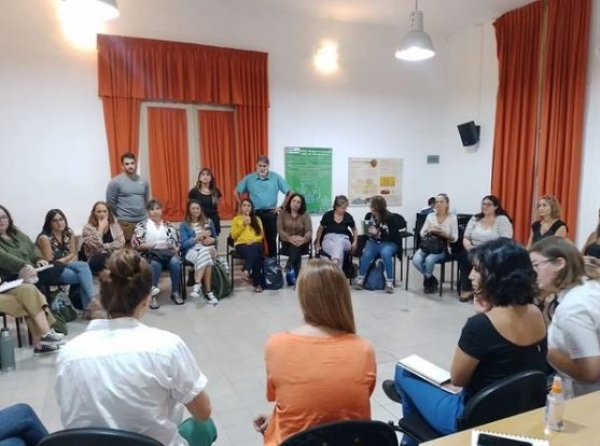 Participación local en el encuentro regional de efectores de salud integral de diversidad y género