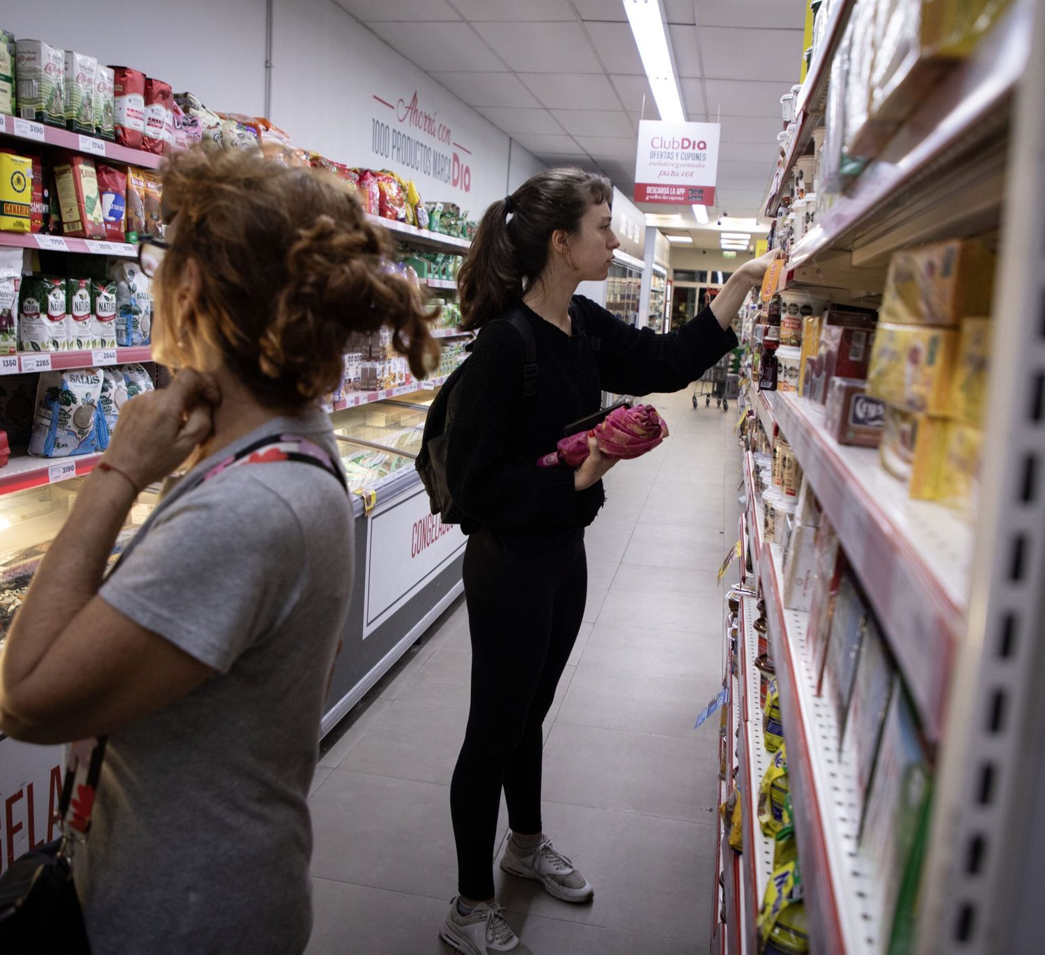 Pymes: ventas minoristas cayeron 12,6% en marzo y en 2024 acumulan retroceso de 22,1%