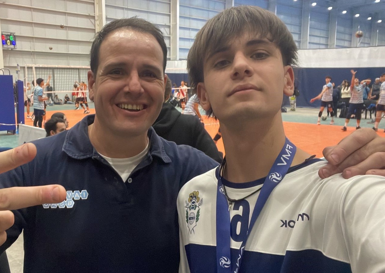 Vóley: Valentín Ferreyra logró la medalla de bronce junto a Gimnasia y Esgrima La Plata