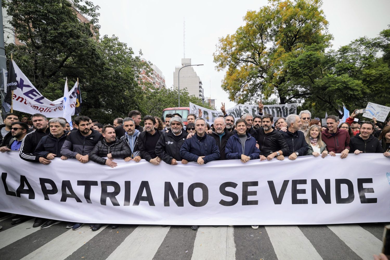 La CGT marchó y dio un mensaje al Gobierno: “No vamos a resignar un ápice de los derechos conquistados”
