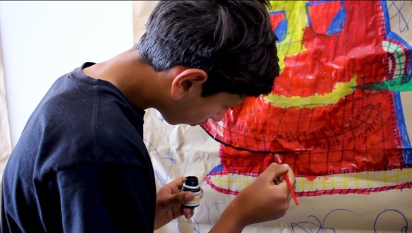 Excelente propuesta artística gratuita para jóvenes locales de 15 a 18 años en barrio Iporá