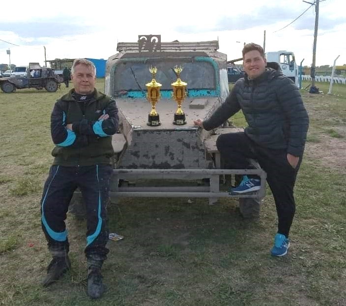 El Equipo Casinghino de Chascomús: Pasión Familiar en el Safari 4×2 Castellense