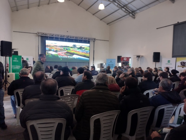 Acompañamiento municipal a la jornada ganadera “Explorando Desafíos y Oportunidades” en el vivero forestal Talapampa