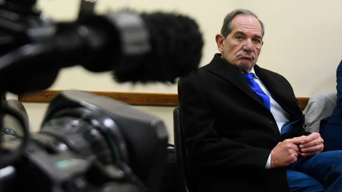 Alperovich fue condenado a 16 años por abuso y se ordenó su detención inmediata