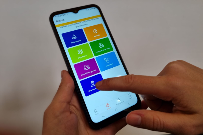 Se implementó el botón Alerta Joven en Chascomús para situaciones de emergencia