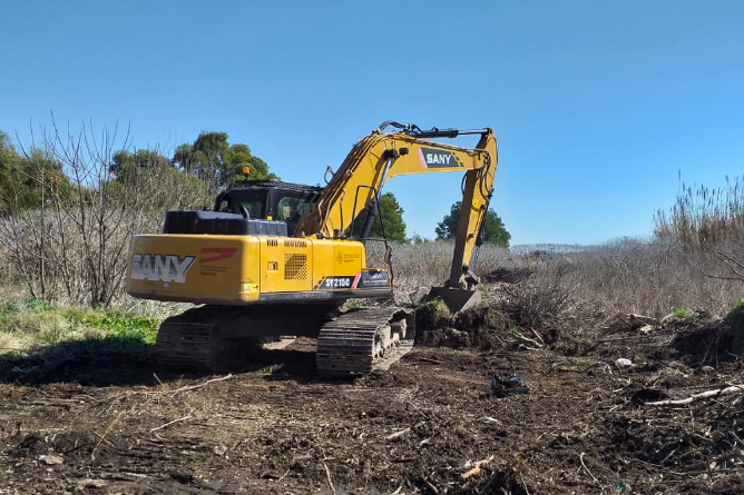 Se profundizan los trabajos de limpieza y conservación de la vía pública