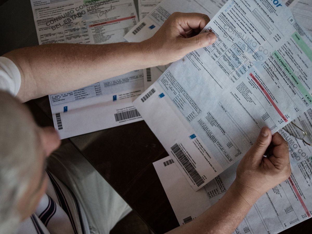 Septiembre llega con aumentos: naftas, alquileres, prepagas y mucho más