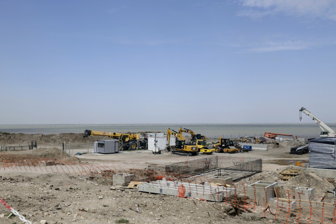 Kicillof anunció una mega obra y apuntó contra Milei por “arruinar inversiones”