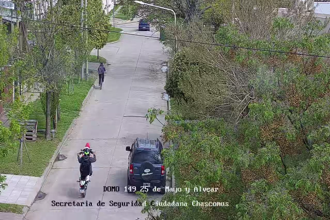 Nueva retención de una moto a conductor por maniobras peligrosas en la vía pública