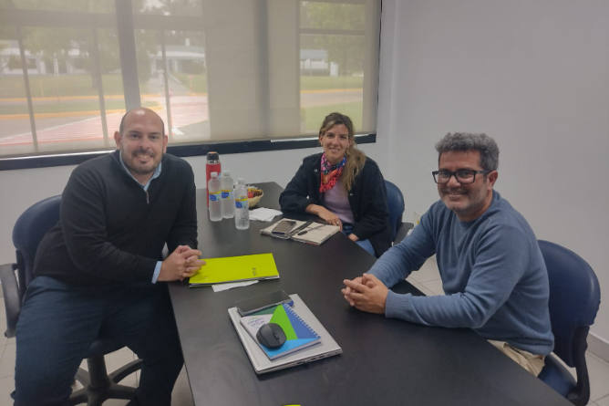 Reunión de trabajo entre Municipalidad y Aguas de Origen – Planta Villa del Sur