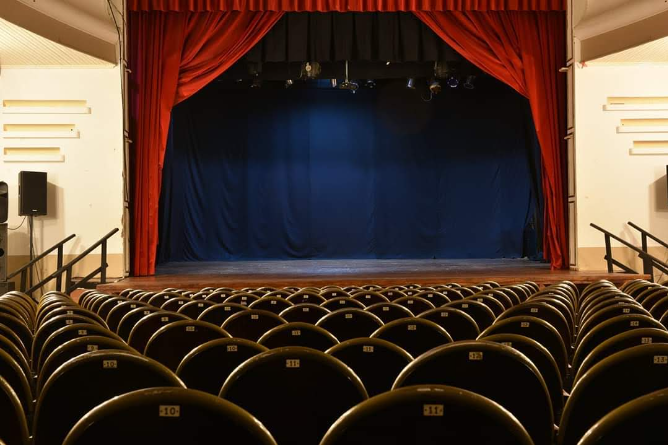 Los talleres de Bellas Artes presentan su muestra anual en el Teatro Brazzola