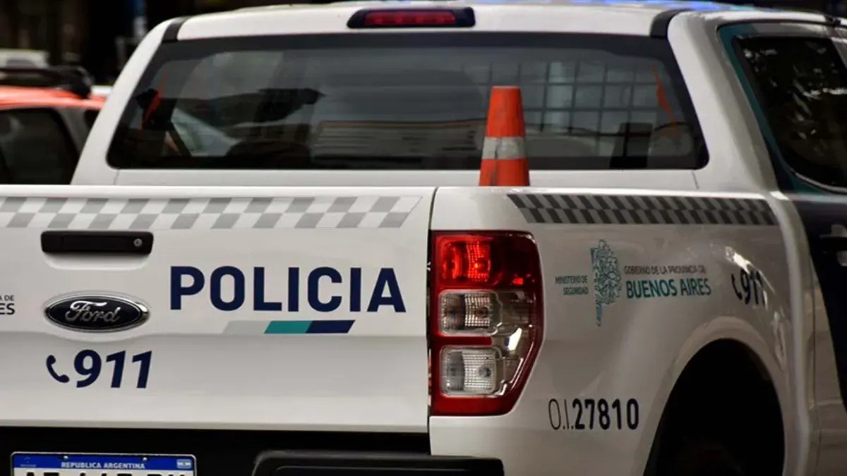 Atropello en Chascomús: un auto huyó tras impactar a un ciclista, que por fortuna resultó ileso 