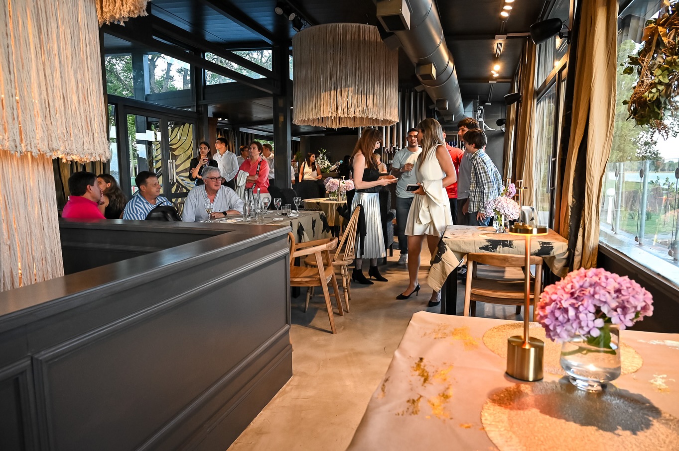 Fue inaugurado el Parador Laurel en el balneario municipal Lamadrid