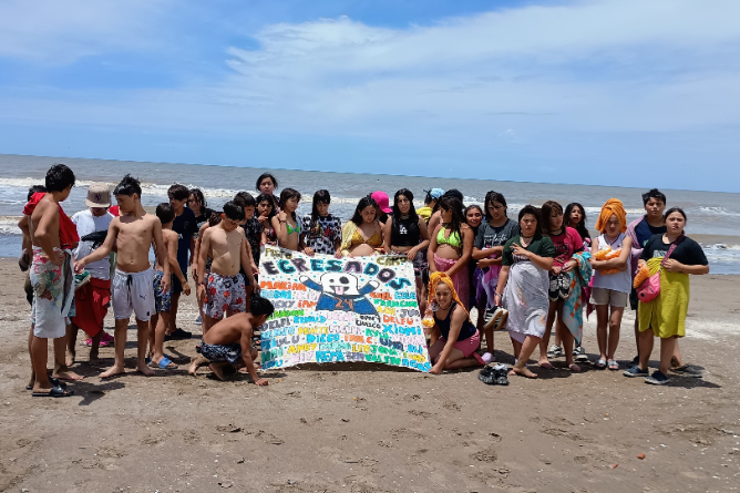 Egresados chascomunenses: partió el último contingente del año hacia La Costa