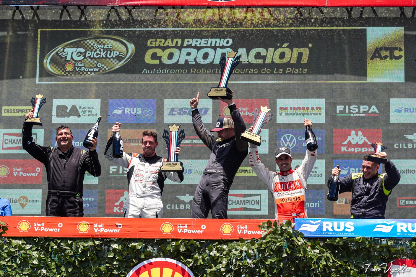 Juanchi Gárriz se destacó en el campeonato y cerró la temporada con un gran tercer puesto