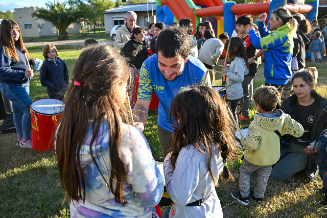 “Vamos a la Plaza” en verano llega al barrio La Esmeralda este sábado