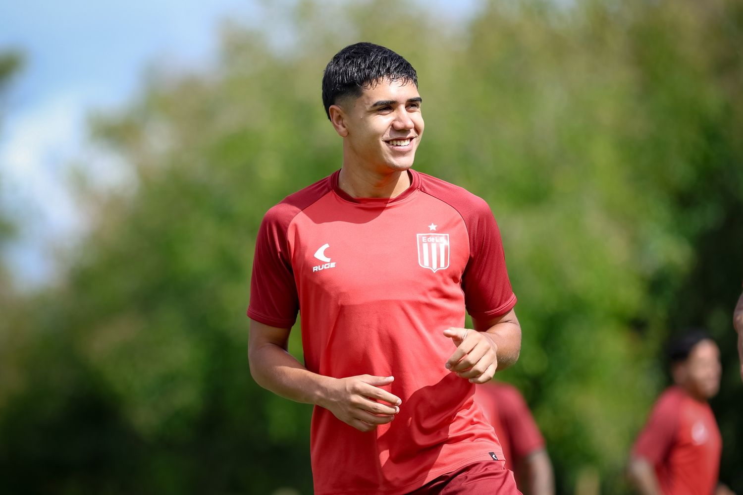 Joaquín Tobio Burgos, entre los convocados de Estudiantes para el partido de esta tarde frente a Barracas