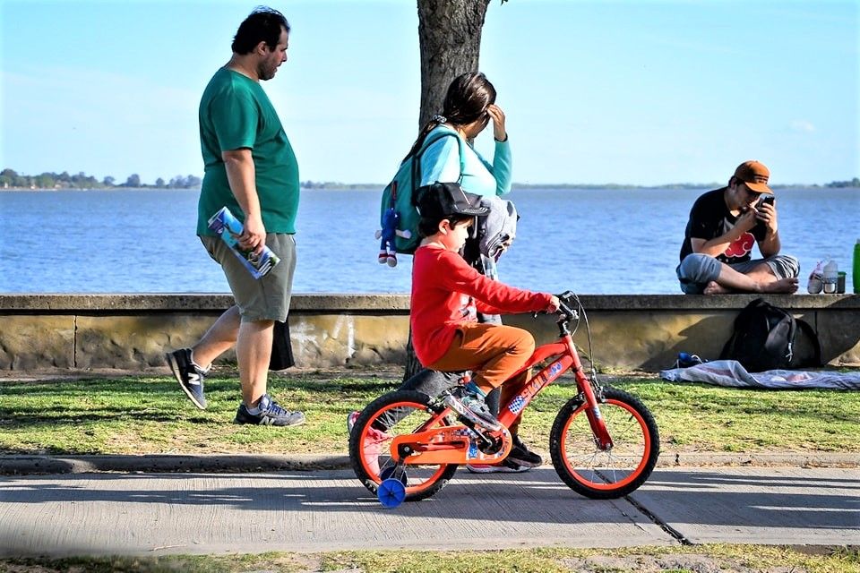 Fin de semana extra largo: Chascomús se perfila como una escapada ideal ante la baja en destinos tradicionales