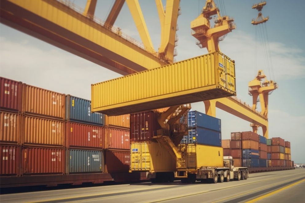 Industriales bonaerenses en alerta tras la simplificación para importar bienes usados