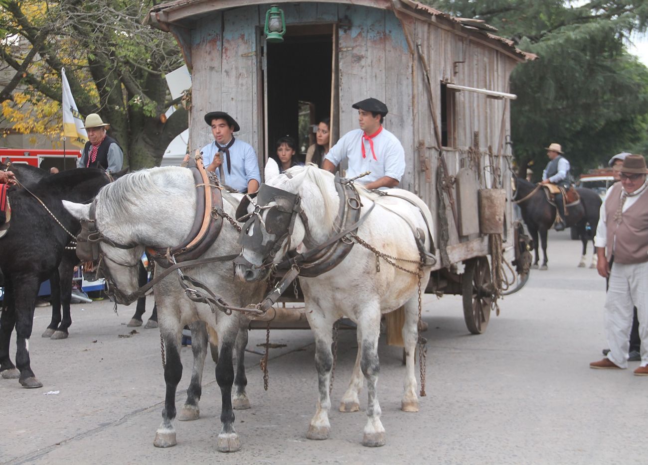 Agenda bonaerense: Se viene un fin de semana con aroma a tradición, deportes y gastronomía criolla