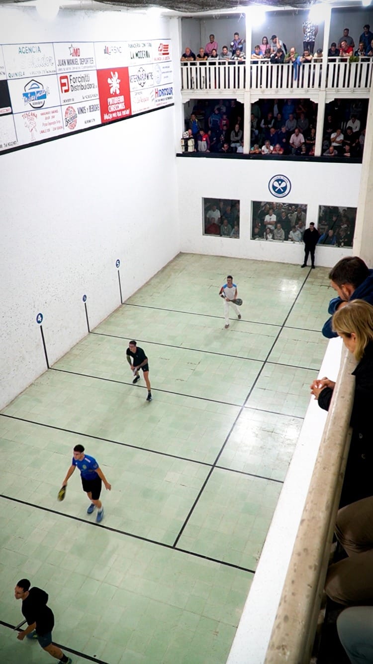 Este viernes 23 de mayo, los mejores pelotaris del mundo llegan al Club de Pelota Chascomús