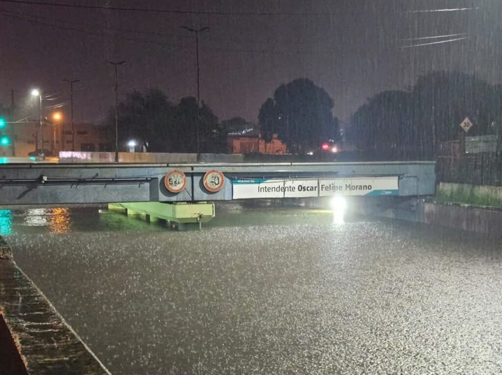 La tormenta no afloja: once municipios bonaerenses en alerta roja y más de mil evacuados