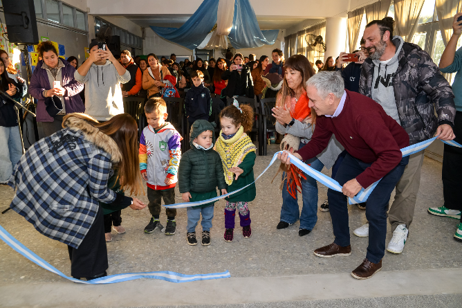 Se inauguró la ampliación del Jardín Nº 910 en la Escuela Normal