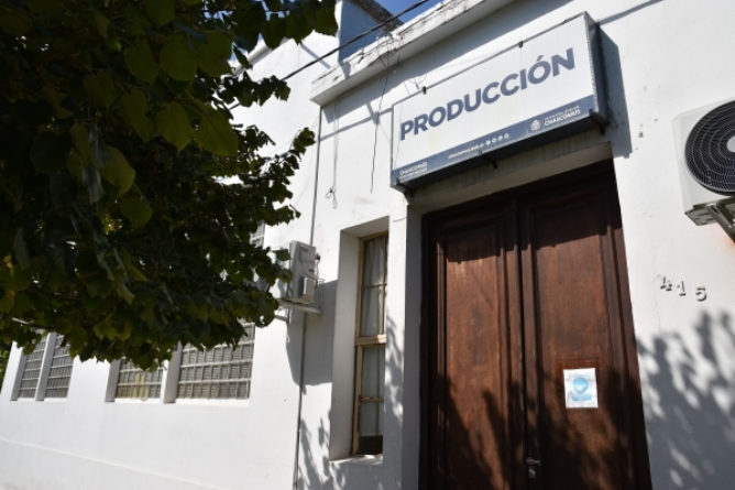 Charla informativa sobre servicios municipales para iniciativas autogestivas de pequeña escala