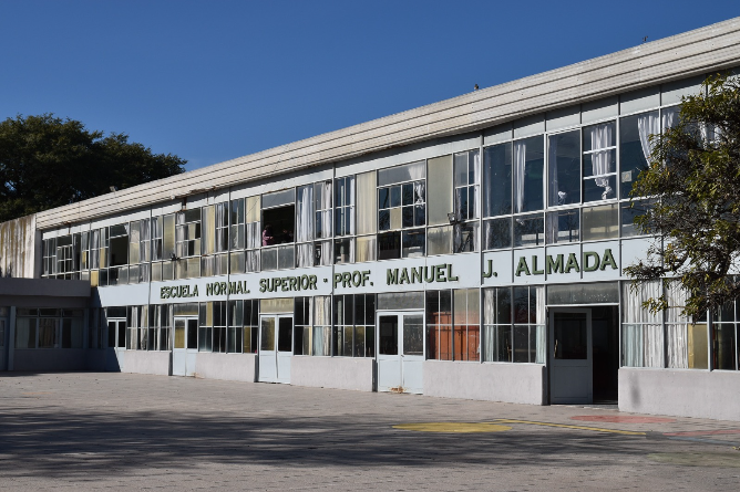 Lucio Alfonsín: “La Municipalidad ofreció aportar los fondos necesarios para la reparación del sistema de calefacción de la Escuela Normal”