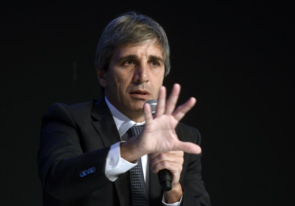 El gobierno actualizó el salario mínimo: quedó en $317.800