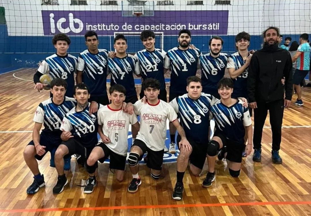 El vóley masculino del club de Pelota juega playoffs en Pila