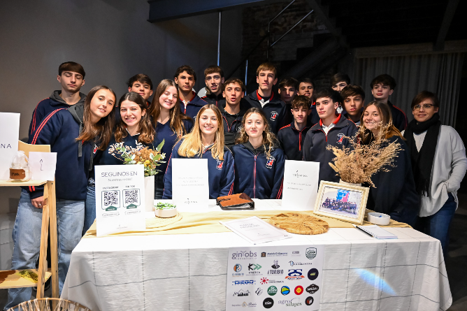 Estudiantes del ICM presentaron sus emprendimientos en la Rueda de Capitalización