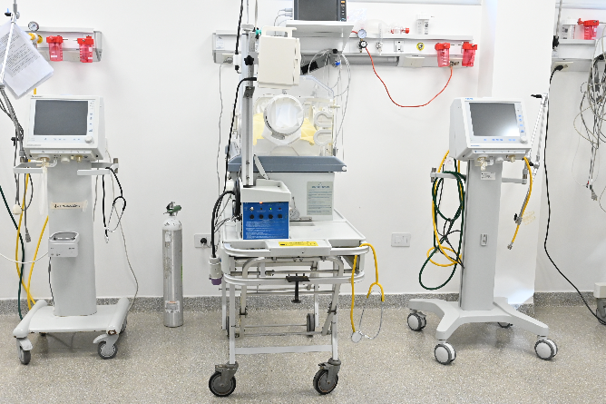 Salud pública: Nuevo equipamiento para fortalecer la atención pediátrica en el Hospital Municipal