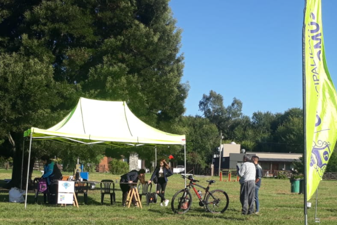 Jornada para concientizar sobre la importancia de la separación de los residuos en barrio El Porteño