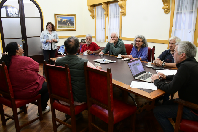 Reunión de autoridades municipales con la Subcomisión de Turismo de la Cámara de Comercio