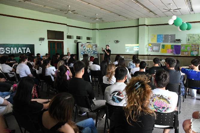 La empresa CONARCO dialogó con estudiantes secundarios sobre su futuro laboral