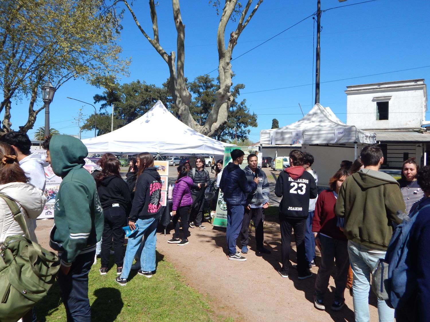 “Plaza Abierta. Expo Educativa 2025”: una jornada para descubrir las propuestas académicas de Chascomús
