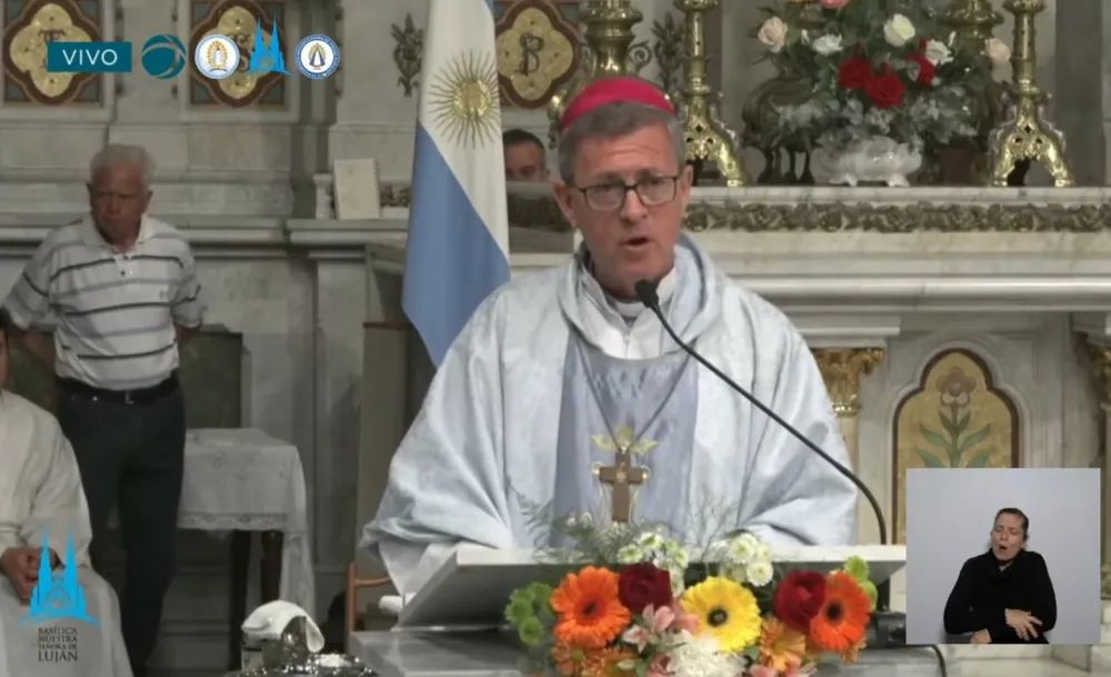 Peregrinación a Luján: “Con una Madre así, seguimos caminando, no aflojamos”