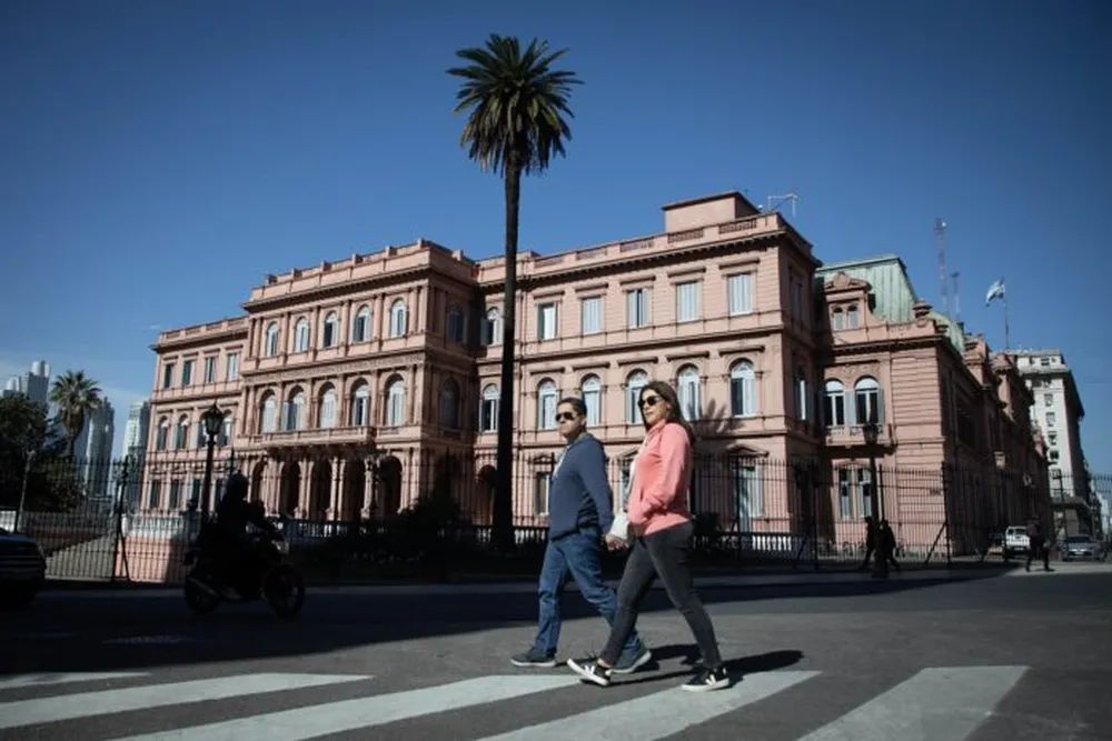 El Gobierno nacional aprobó un nuevo reglamento para contratar empleados públicos