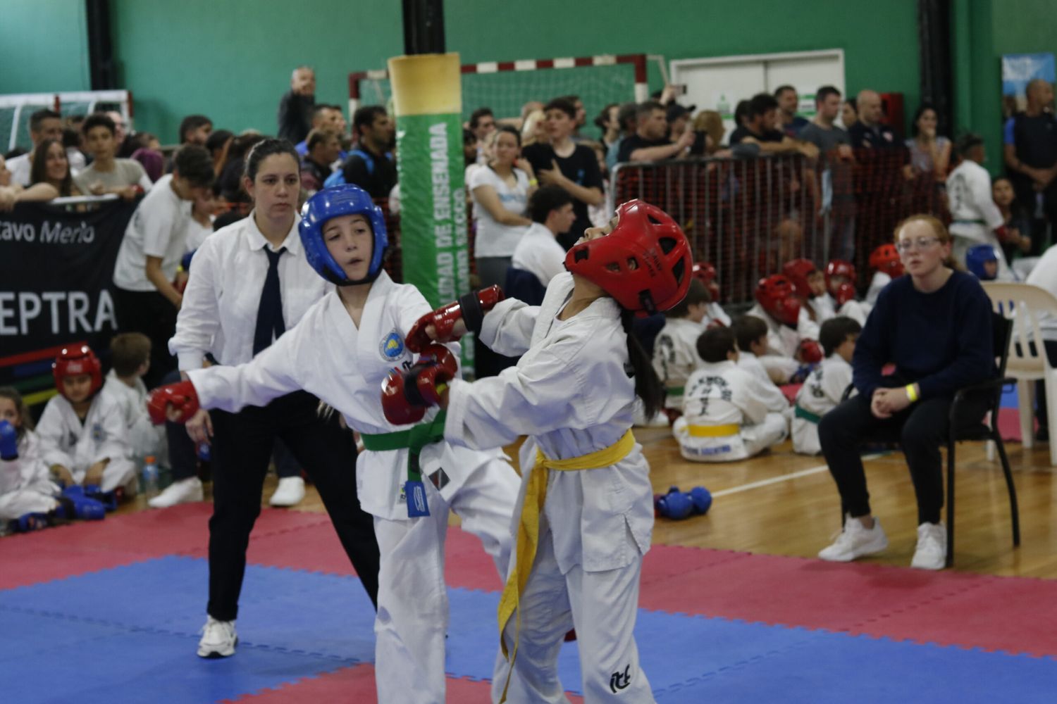 Los taekwondistas de Chascomús cierran el año en el Torneo Regional de Ensenada