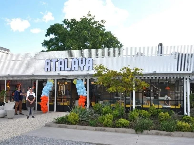 Fachada del nuevo parador de Atalaya en la ciudad de Tandil