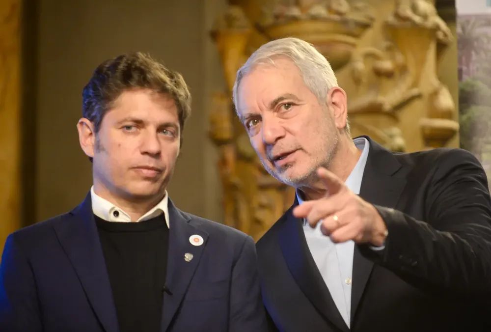 Quiénes son los 40 intendentes que salieron a respaldar a Axel Kicillof tras la carta de CFK