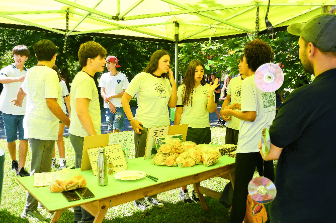 Jornada del programa “Líderes” para estudiantes secundarios