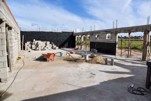 Continúa la construcción de un espacio de primera infancia para 50 niños del barrio 30 de Mayo