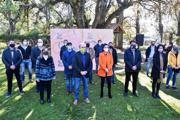 Chascomús fue sede para la firma de convenios regionales con PAMI