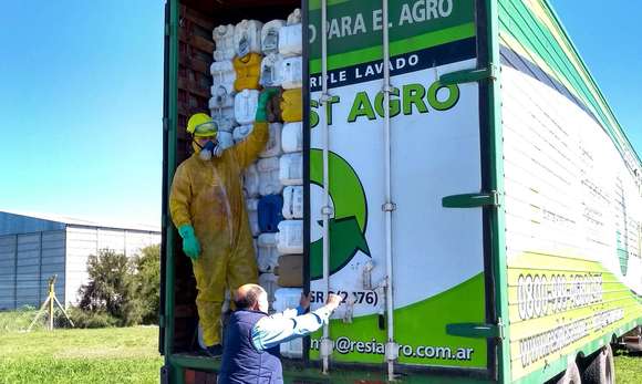 Nueva jornada de recolección de bidones vacíos de agroquímicos en Chascomús