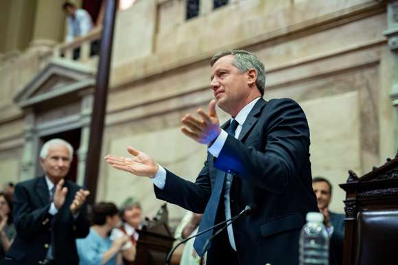 Manes suma a Monzó, espera por Stolbizer y se prepara para medirse con Santilli