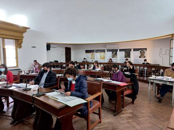 Doceava sesión ordinaria: Extenso debate por el médico que atiende en el hospital municipal